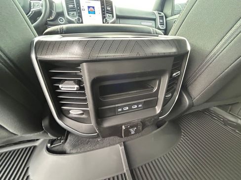 New 2026 RAM 1500 4x4 Crew Cab image 18