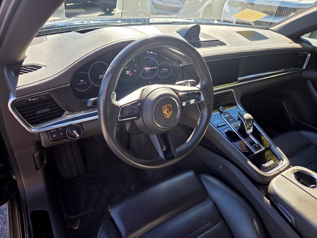 Used 2022 Porsche Panamera 4 Platinum Edition w/ Assistance Package AWD/4WD image 13