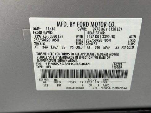 Used 2017 Ford Explorer XLT w/ Equipment Group 202A FWD image 31