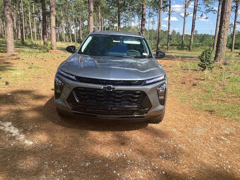 New 2026 Chevrolet Trax ACTIV w/ Sunroof Package FWD image 8