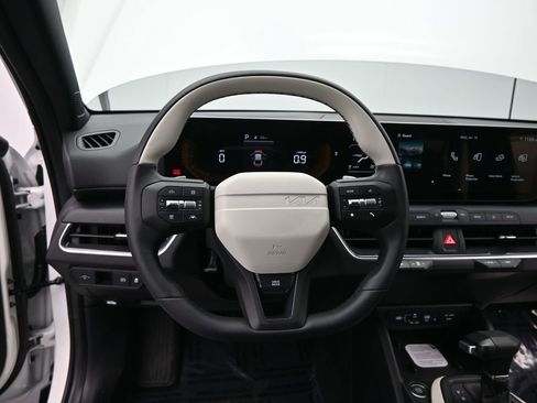 New 2026 Kia K4 GT-Line image 32