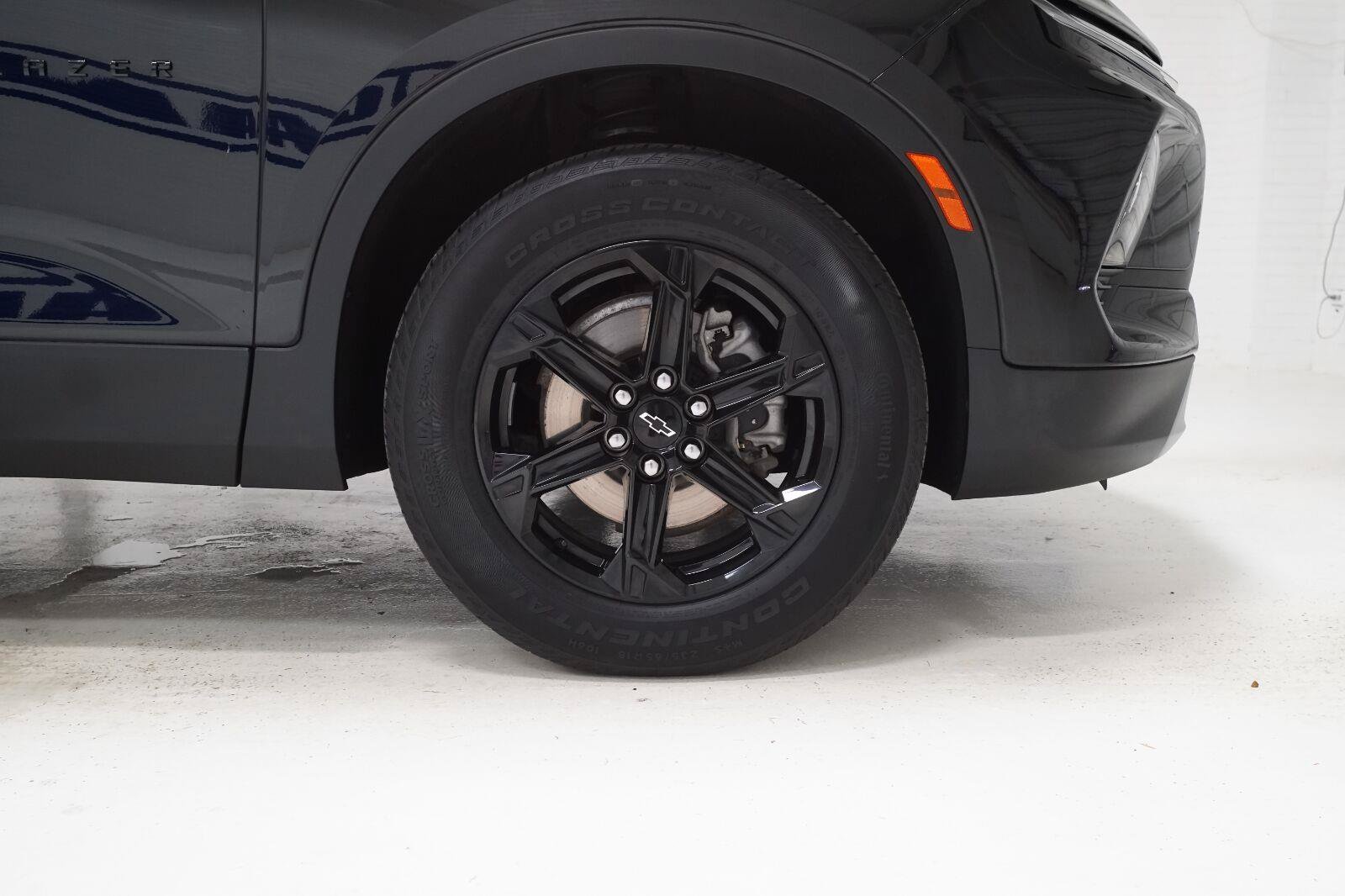 Used 2024 Chevrolet Blazer LT w/ Convenience Package FWD image 32