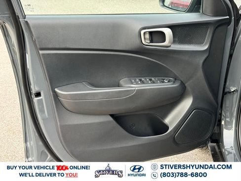 New 2026 Hyundai Venue SE image 21