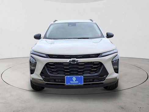 New 2026 Chevrolet Trax ACTIV image 2