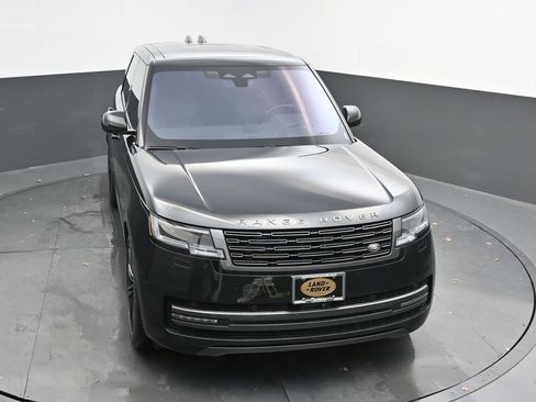 Used 2023 Land Rover Range Rover SE image 39