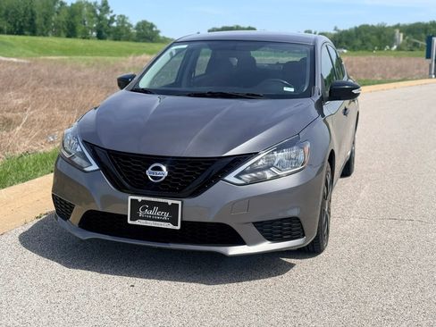 Used 2016 Nissan Sentra SV FWD image 8