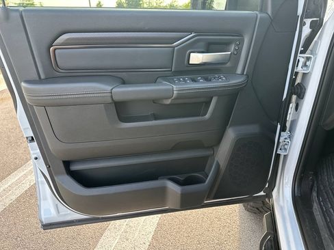 Used 2025 RAM 2500 Rebel w/ Rebel Level 1 Equipment Group AWD/4WD image 18