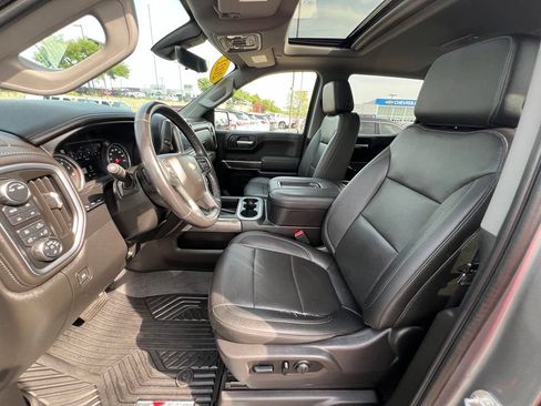 Used 2021 Chevrolet Silverado 1500 LTZ w/ LTZ Premium Package AWD/4WD image 19