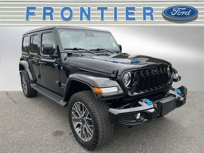 Used 2024 Jeep Wrangler High Altitude