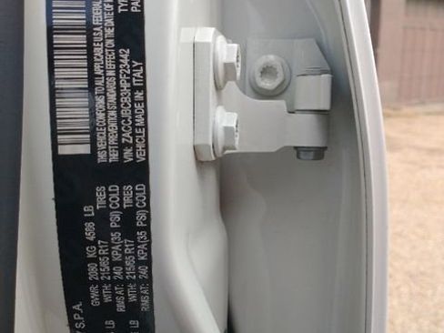 Used 2017 Jeep Renegade Trailhawk w/ Popular Equipment Group image 32