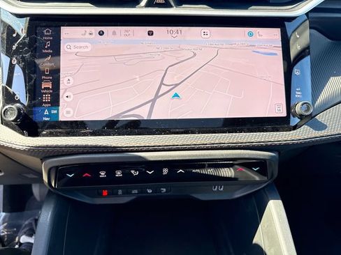 New 2026 Jeep Cherokee Overland w/ Advanced Pro Tech Group AWD/4WD image 22