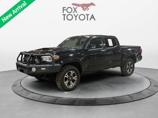 Used 2018 Toyota Tacoma TRD Sport video 1