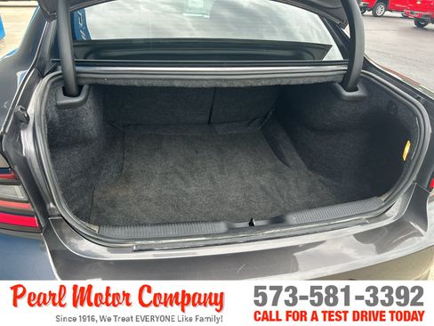 Used 2016 Dodge Charger R/T w/ Blacktop Package RWD image 21