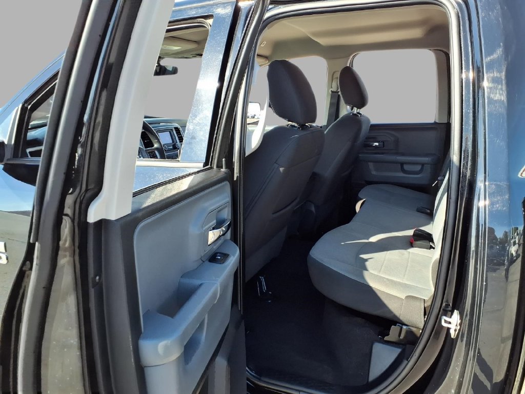 Used 2024 RAM 1500 Classic SLT AWD/4WD image 23