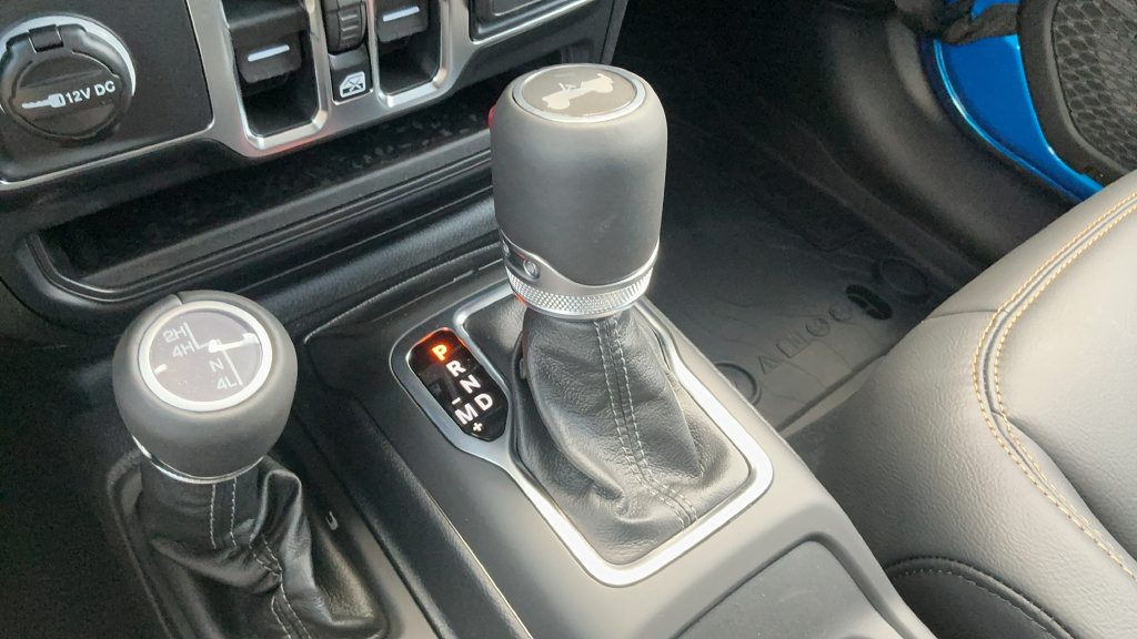 New 2026 Jeep Wrangler Unlimited Sahara AWD/4WD image 15