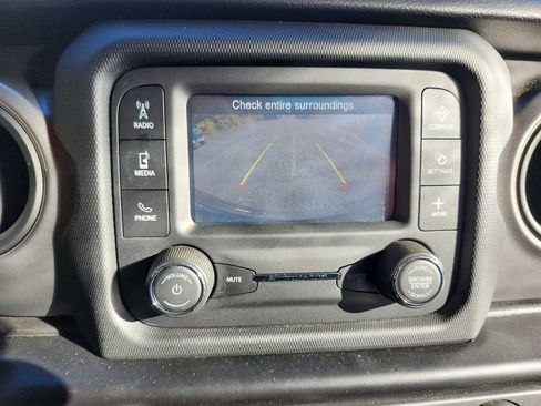 Used 2021 Jeep Wrangler Unlimited Sport image 14