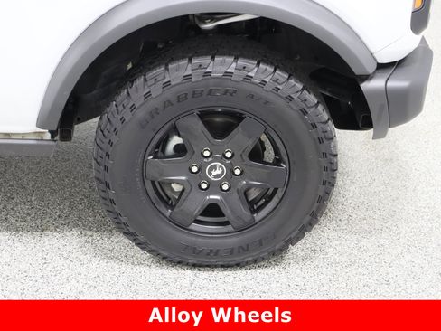 Used 2024 Ford Bronco Black Diamond image 5