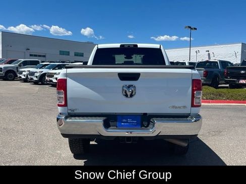 Used 2024 RAM 2500 Tradesman w/ Chrome Appearance Group AWD/4WD image 4