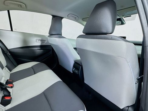 Used 2026 Toyota Corolla LE FWD image 31