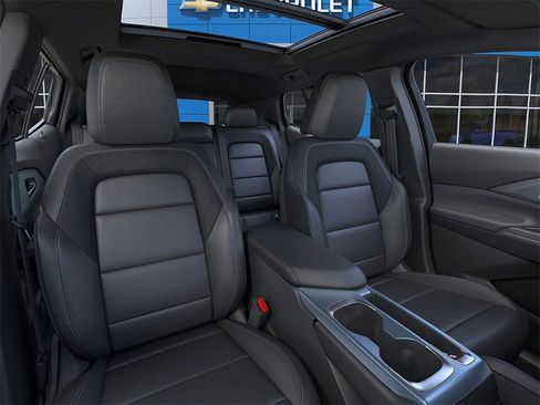 New 2026 Chevrolet Equinox EV LT w/ LPO, All-Weather Mat Package image 17