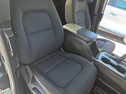 Used 2021 Chevrolet Colorado LT w/ Fleet Safety Package image 22