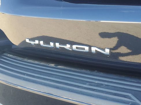 Used 2023 GMC Yukon Denali image 6