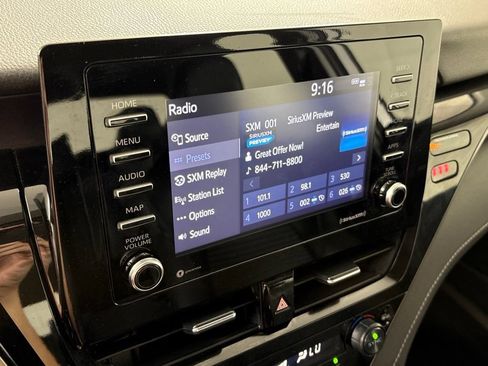 Used 2024 Toyota Camry SE FWD image 30