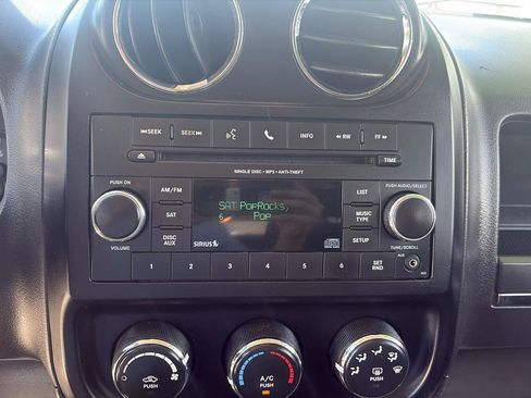 Used 2016 Jeep Patriot Sport w/ Power Value Group AWD/4WD image 24