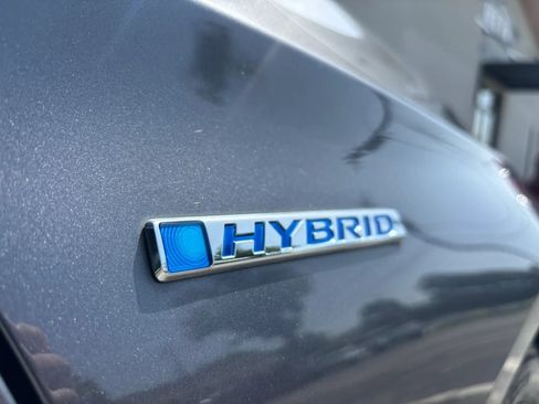 Used 2018 Honda Accord Hybrid image 12