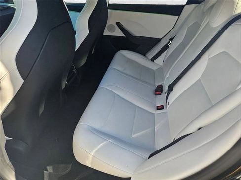 Used 2025 Tesla Model 3 Performance image 18