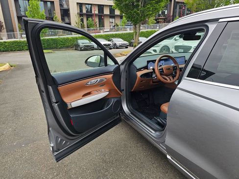 New 2026 Genesis GV70 2.5T Advanced AWD/4WD image 20