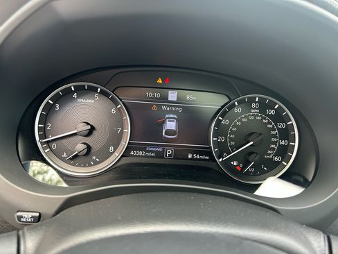Used 2023 INFINITI QX55 Essential AWD/4WD image 10