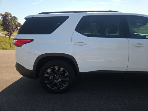 Used 2020 Chevrolet Traverse RS w/ LPO, Floor Liner Package FWD image 7