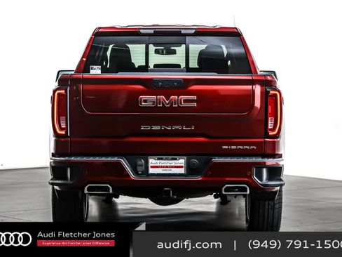 Used 2022 GMC Sierra 1500 Denali w/ Denali Premium Package image 4