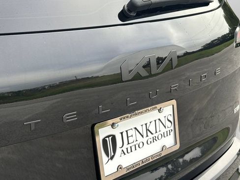 Used 2025 Kia Telluride EX X-Line AWD/4WD image 14