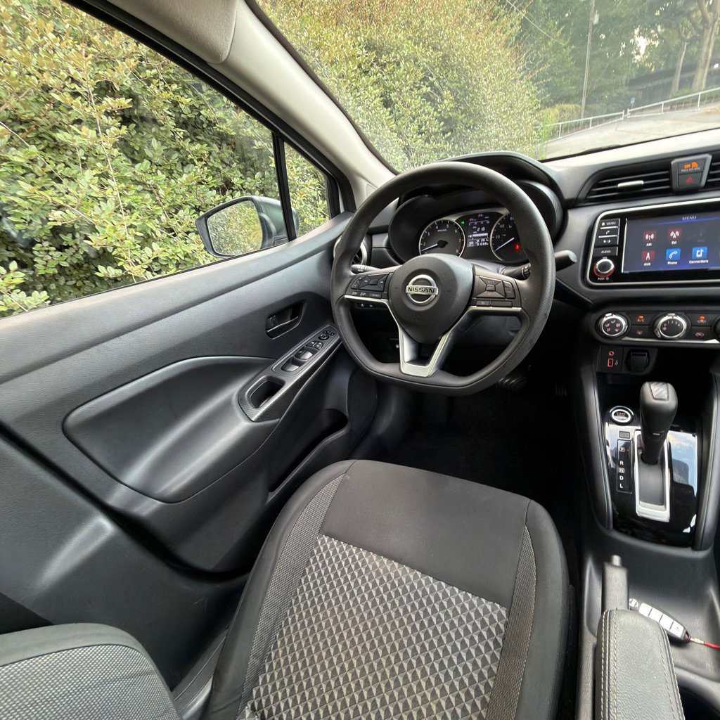 Used 2020 Nissan Versa S FWD image 31