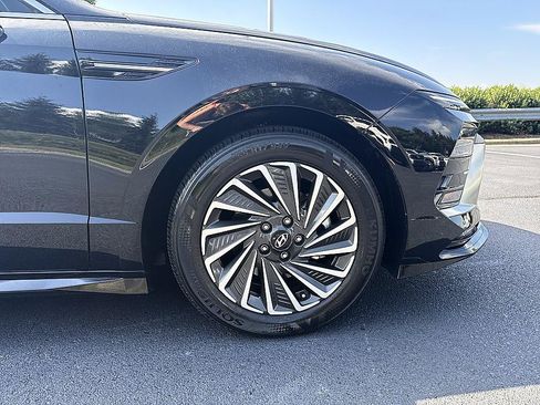 Used 2025 Hyundai Sonata SEL FWD image 8