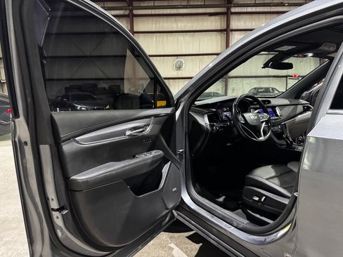 Used 2022 Cadillac XT6 Luxury image 12