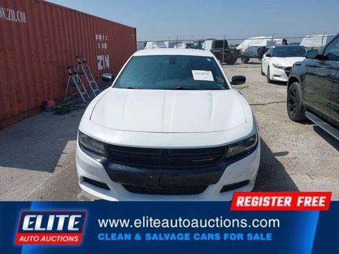 Used 2017 Dodge Charger SE w/ Blacktop Package image 24