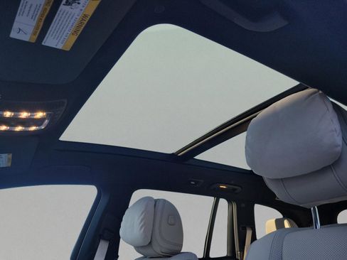 Certified 2025 Mercedes-Benz GLS 580 4MATIC image 26