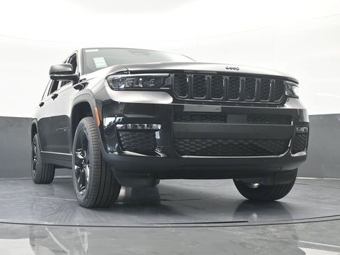 New 2025 Jeep Grand Cherokee L Limited w/ Black Appearance Package image 58