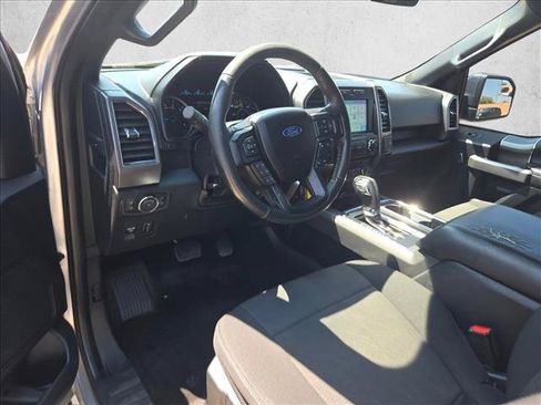 Used 2017 Ford F150 XLT w/ Equipment Group 302A Luxury AWD/4WD image 10