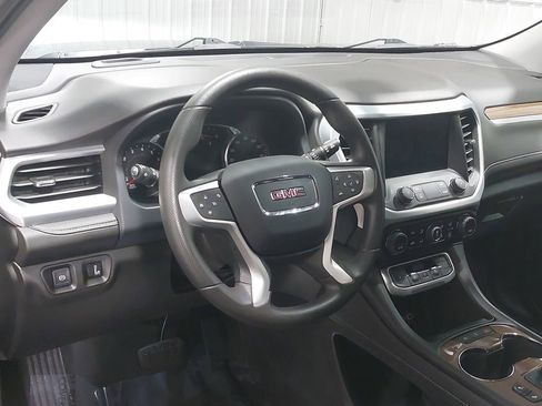 Used 2023 GMC Acadia SLE w/ Driver Convenience Package image 18