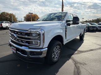 New 2026 Ford F350 Lariat w/ FX4 Off-Road Package video 1