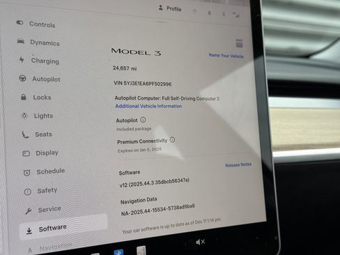 Used 2023 Tesla Model 3 Standard Range image 19