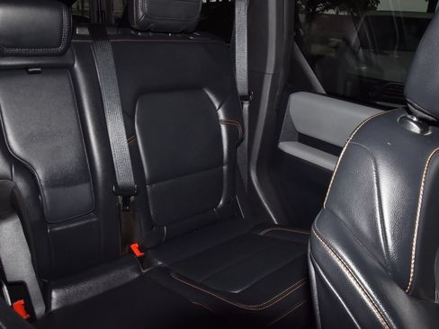 Used 2023 Ford Bronco Badlands AWD/4WD image 22