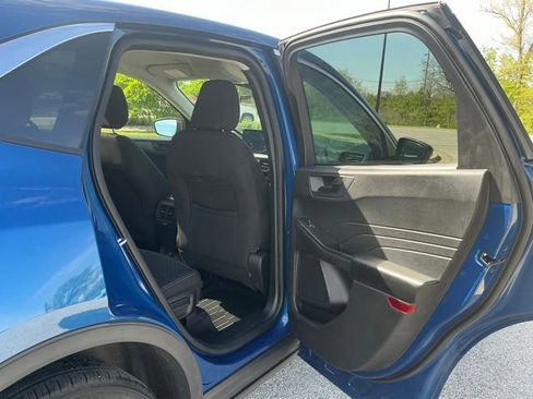 Used 2023 Ford Escape Active w/ Tech Pack #1 AWD/4WD image 18