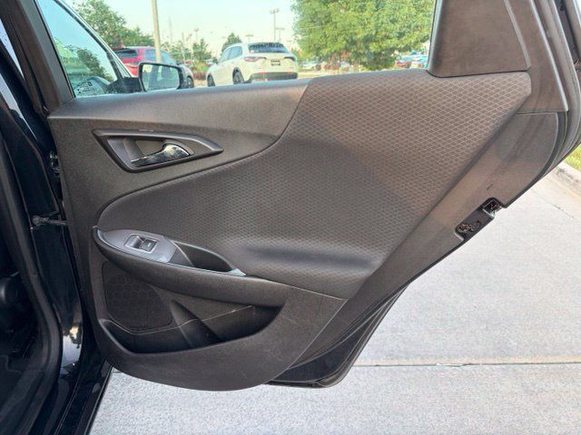Used 2024 Chevrolet Malibu LT FWD image 18
