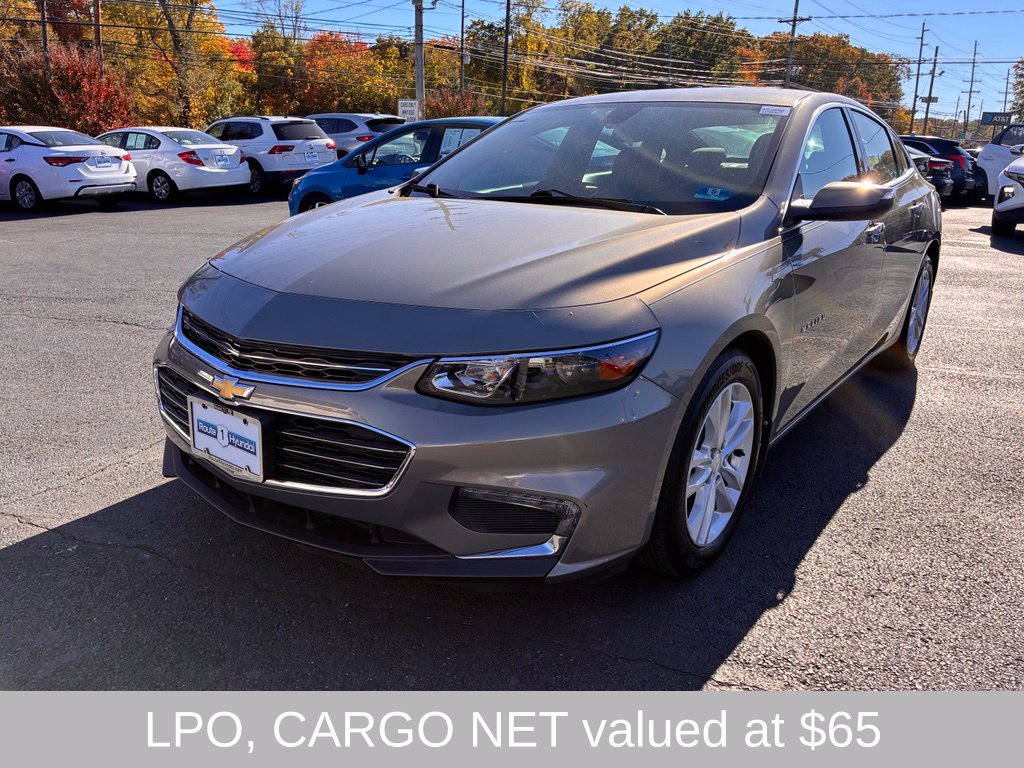Used 2018 Chevrolet Malibu LT FWD image 3