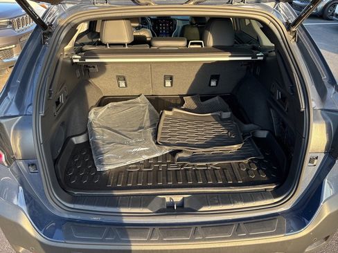 Used 2025 Subaru Outback Touring XT image 28